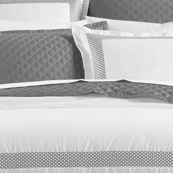 Hudson Park Collection 500TC Embroidered Geo Duvet Cover - Picture 5 of 9